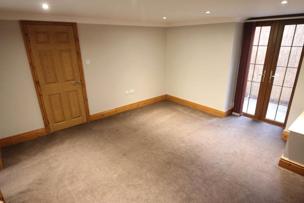Property photo 3 of 7 Picture No. 04
