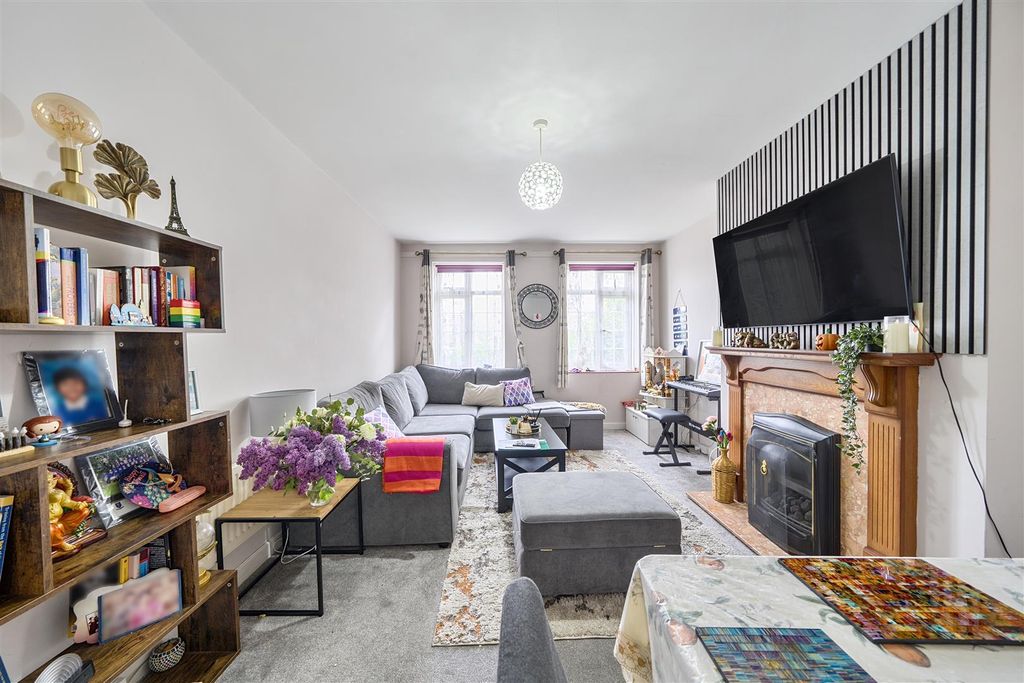 Additional image 13 of 2 bed maisonette for saleTolcarne Drive, Pinner HA5