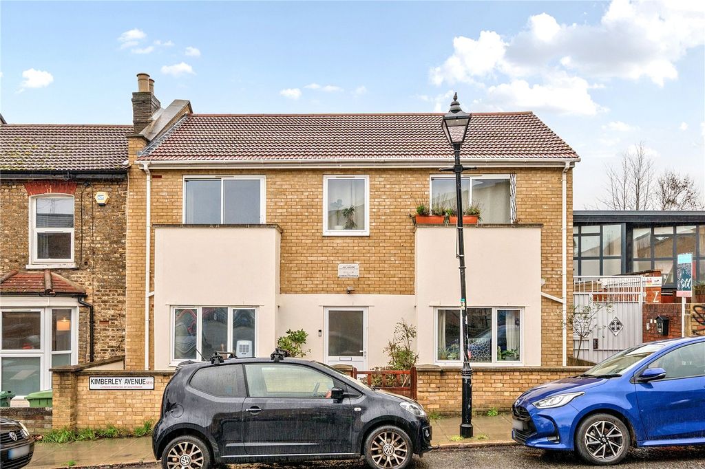 Property photo 1 of 14 Exterior