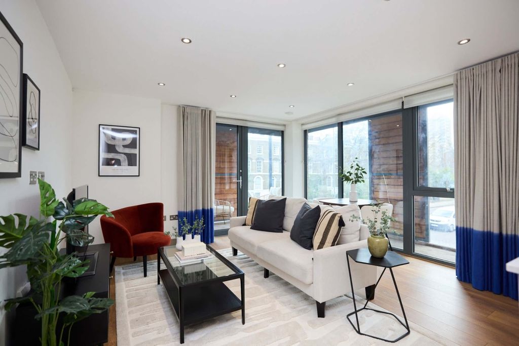 Property photo 1 of 15 6ce03d96-0c92-42E...