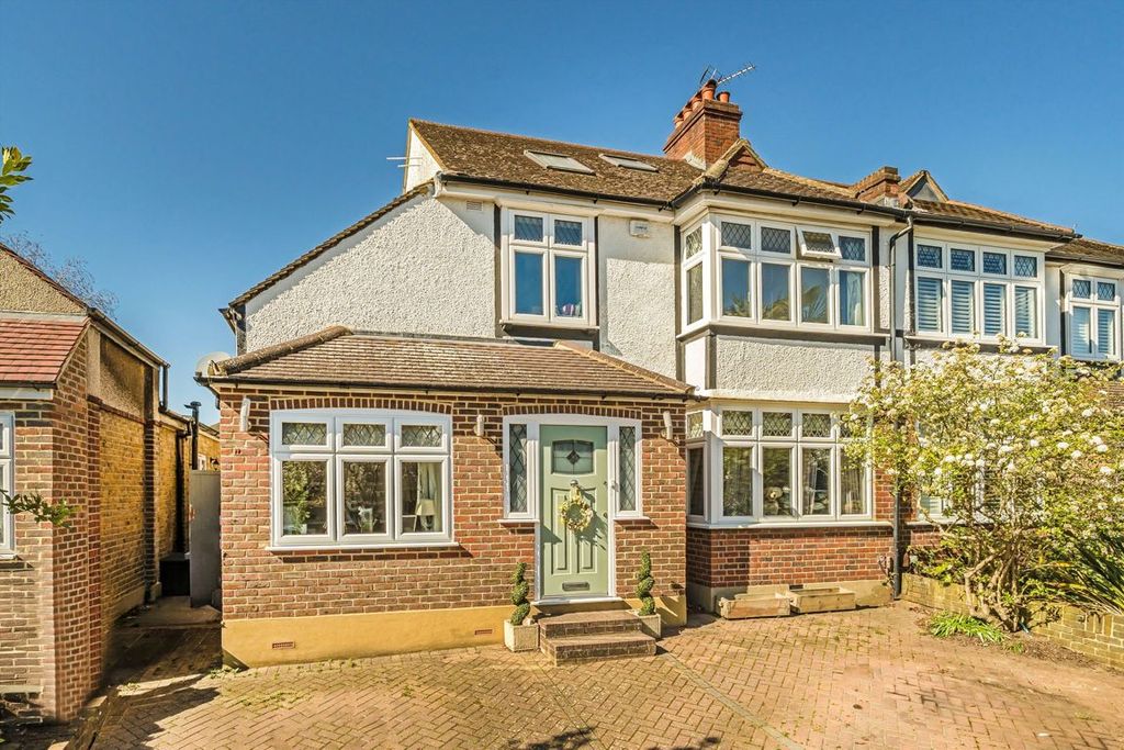 Property photo 1 of 15
