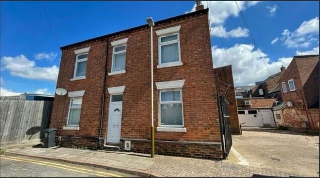 Property photo 1 of 10