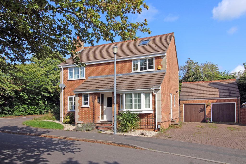 Property photo 1 of 16 Frontdpdp20005588