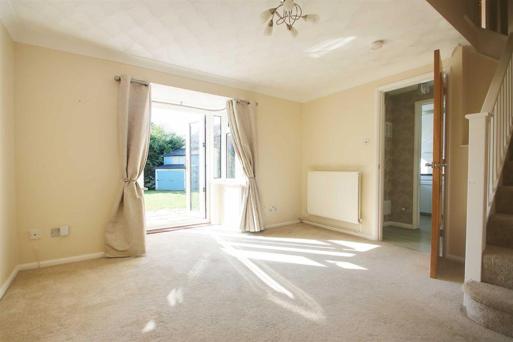 Property photo 3 of 8
