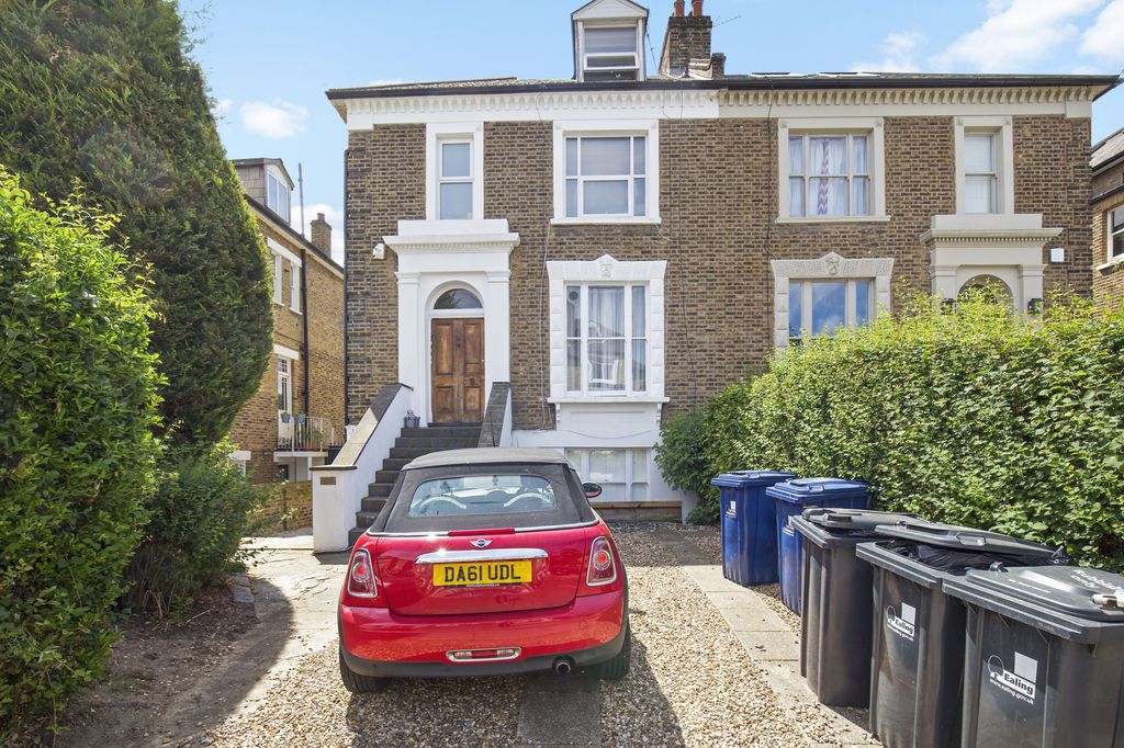 Property photo 1 of 1