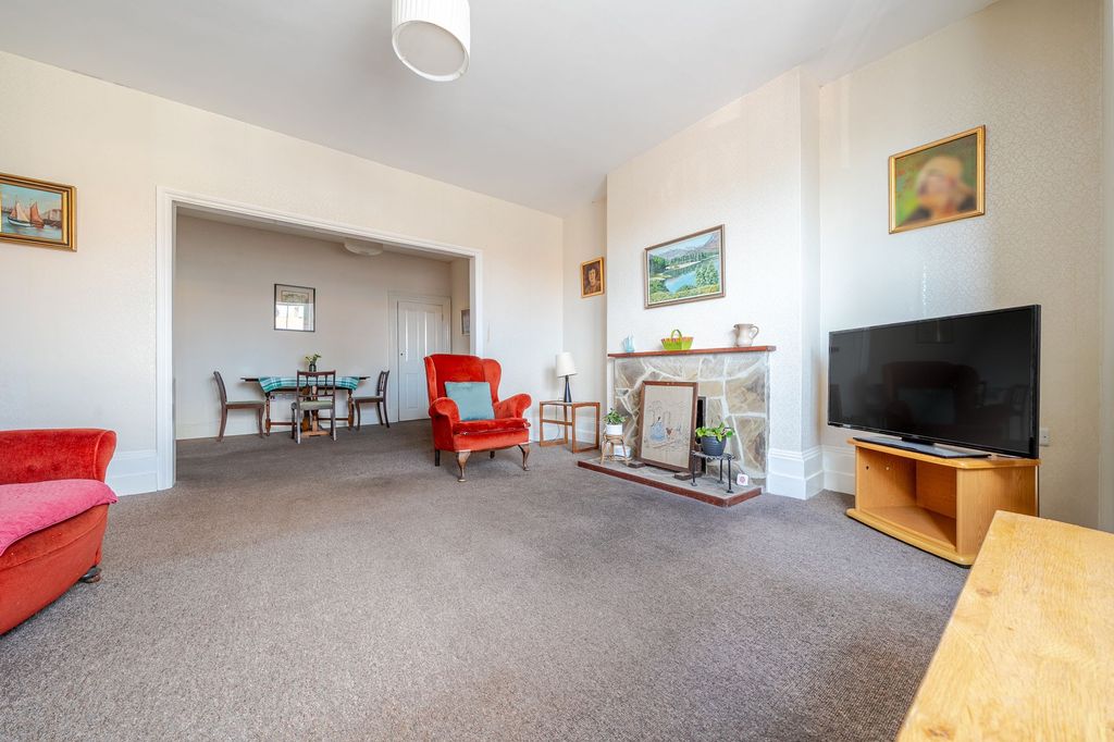 Property photo 3 of 22 Living Room