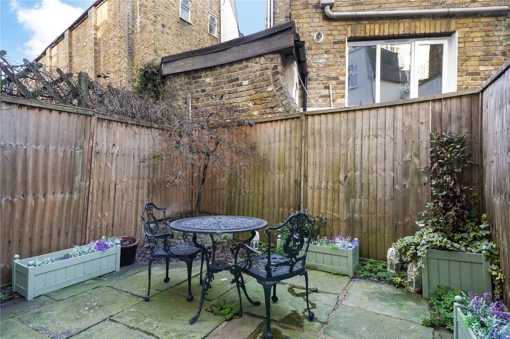 Property photo 3 of 12 Picture No. 16