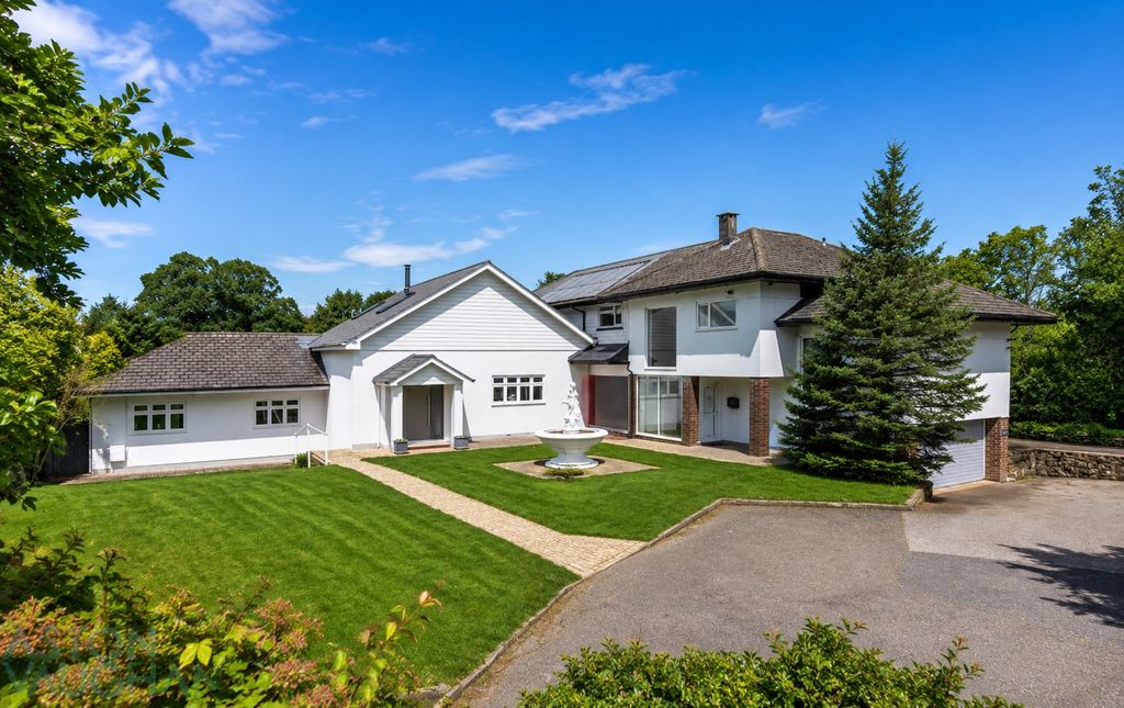 Property photo 1 of 39 4913461