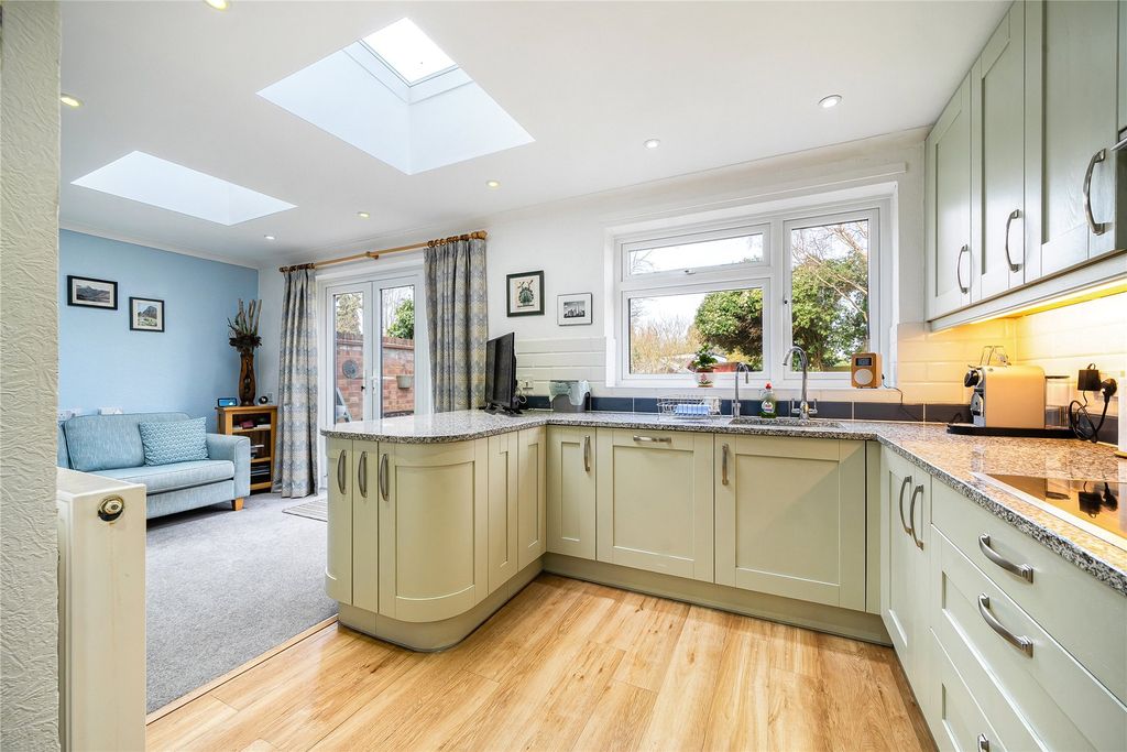 Property photo 2 of 18 Picture No. 06