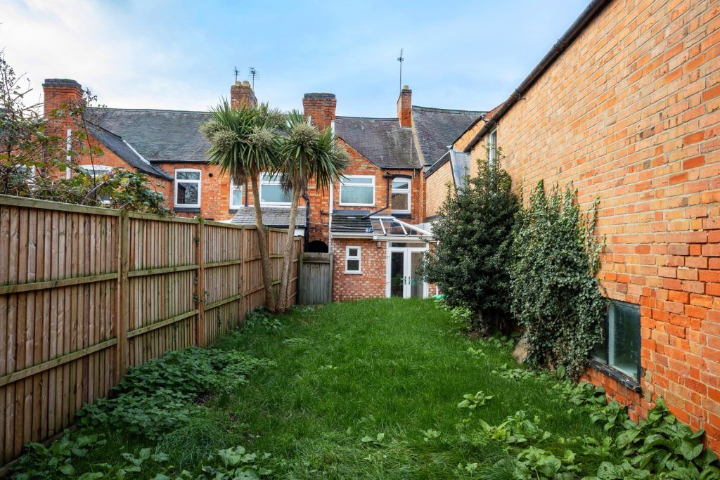 Property photo 2 of 19