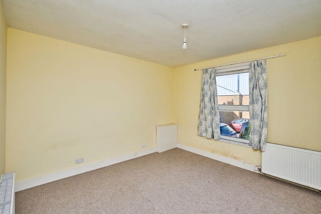 Property photo 3 of 15 3