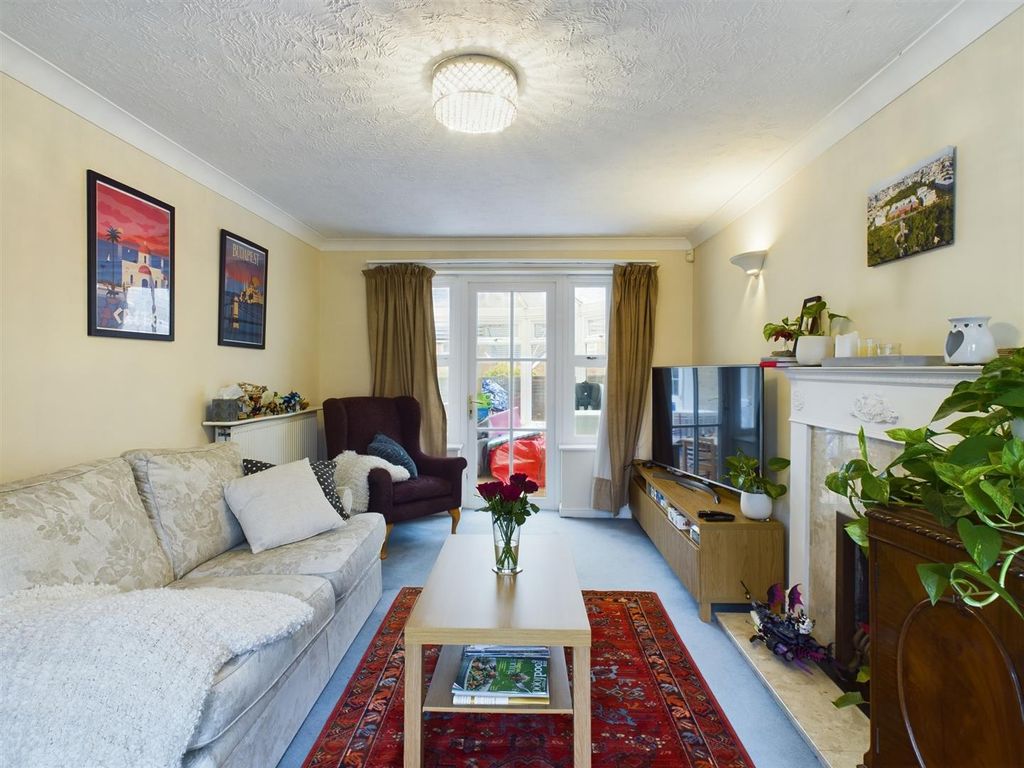 Property photo 2 of 13 Cam02202G0-Pr0188-Still001.Jpg