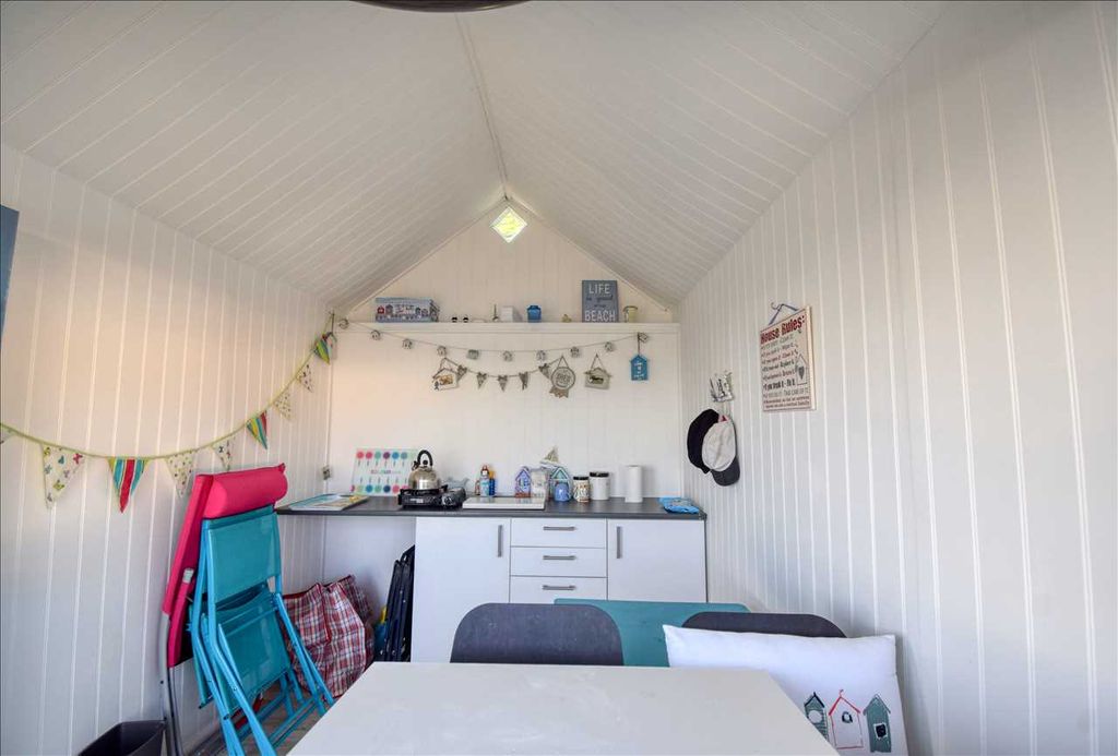 Property photo 3 of 3