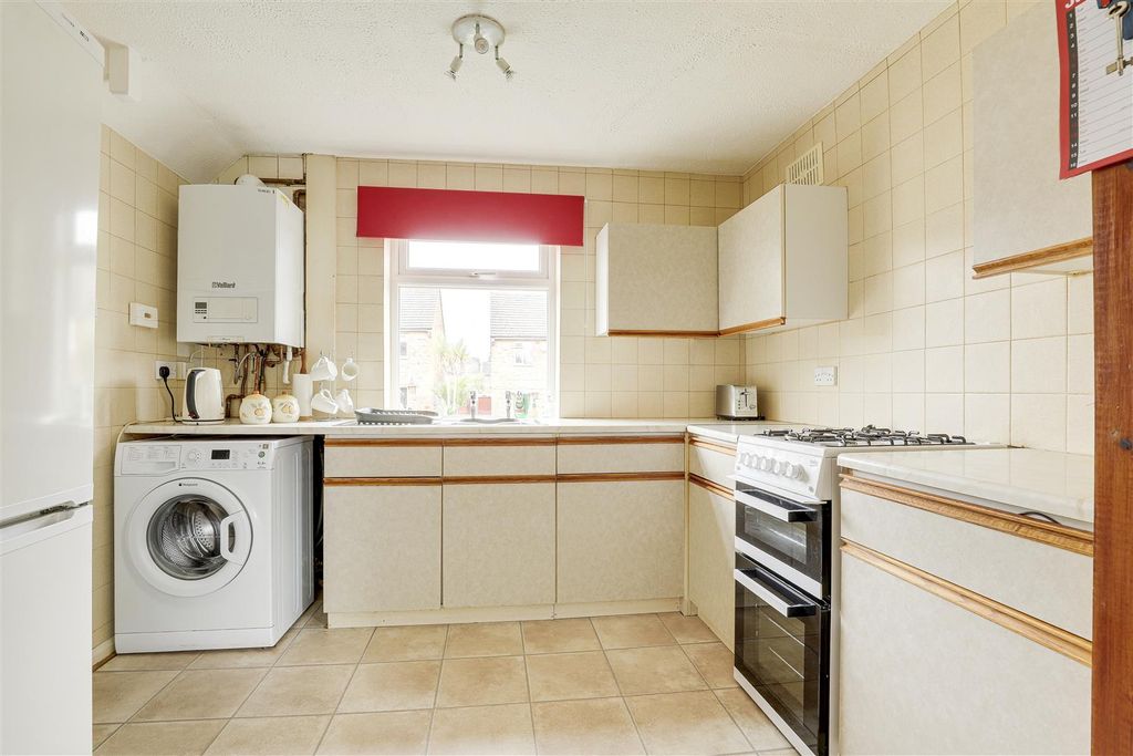 Property photo 3 of 23 13.Jpg