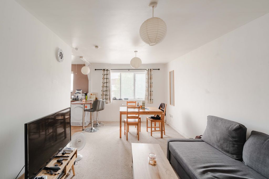 Property photo 2 of 14 Photo 2