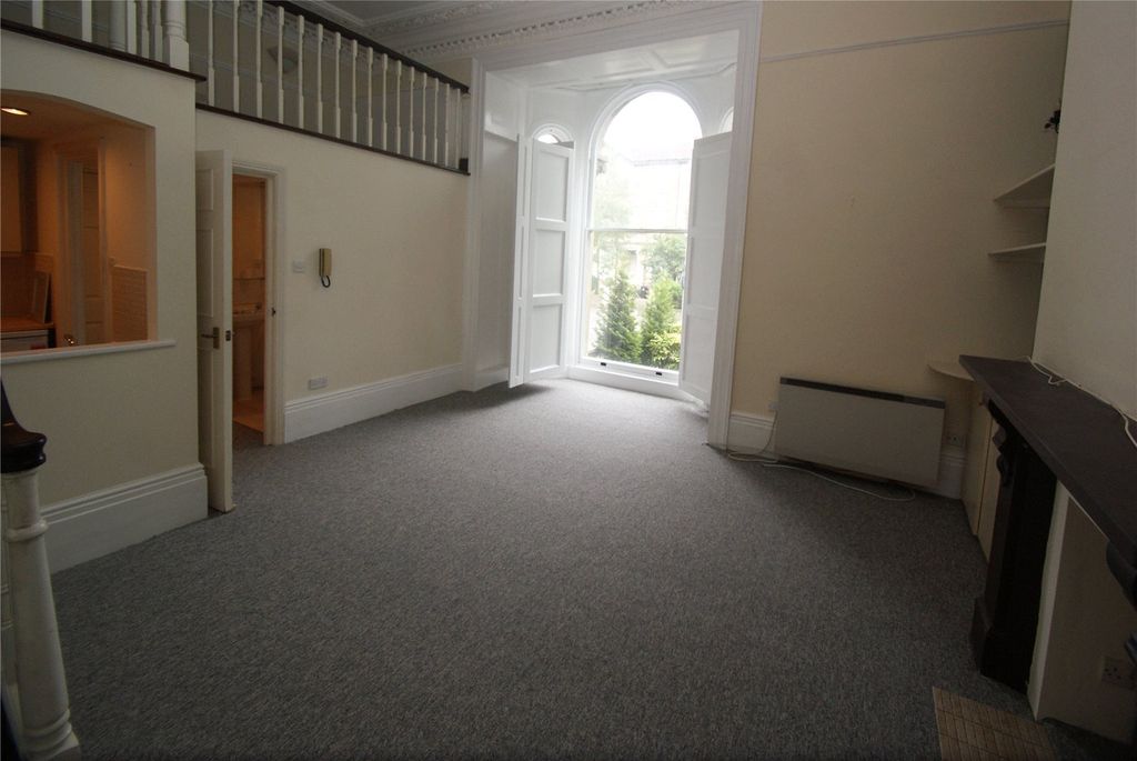 Property photo 2 of 6 Picture No. 03