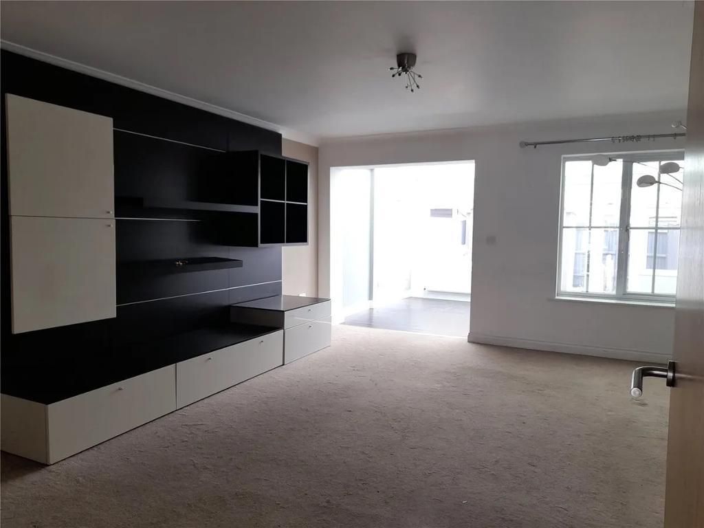 Property photo 3 of 7 Photo 3