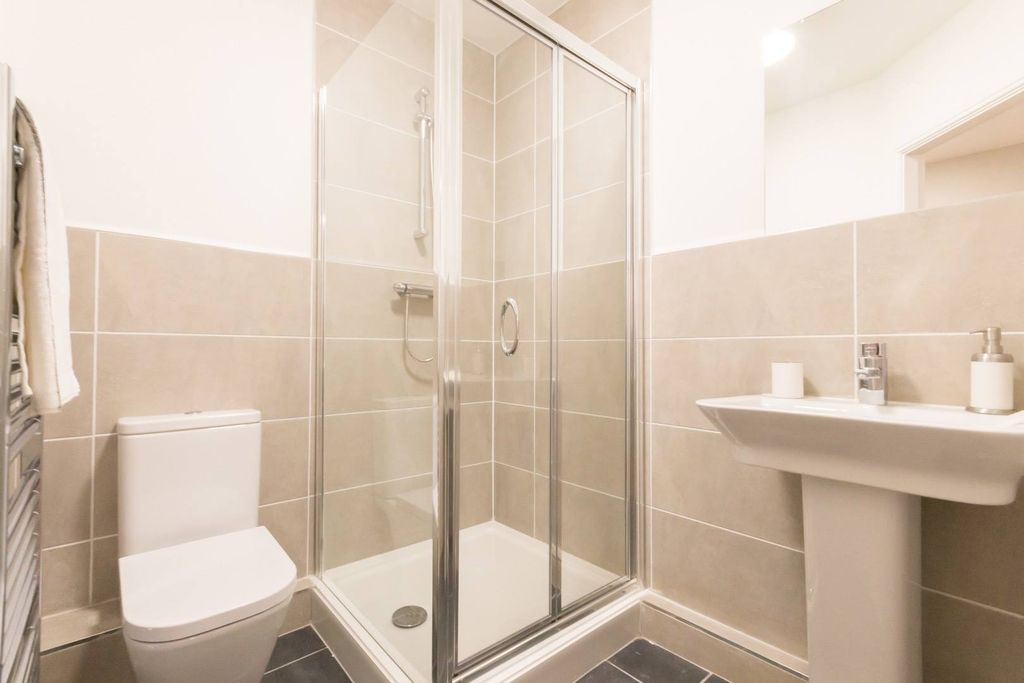 Additional image 4 of 2 bed flat to rentGrosvenor Street, Chester CH1