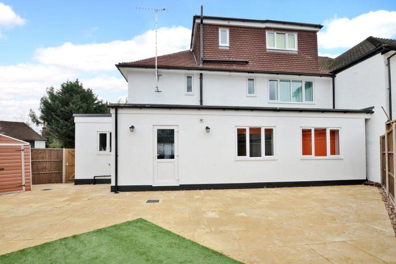 Property photo 2 of 8 Exterior