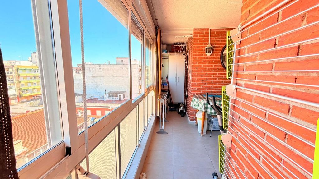 Property photo 1 of 25