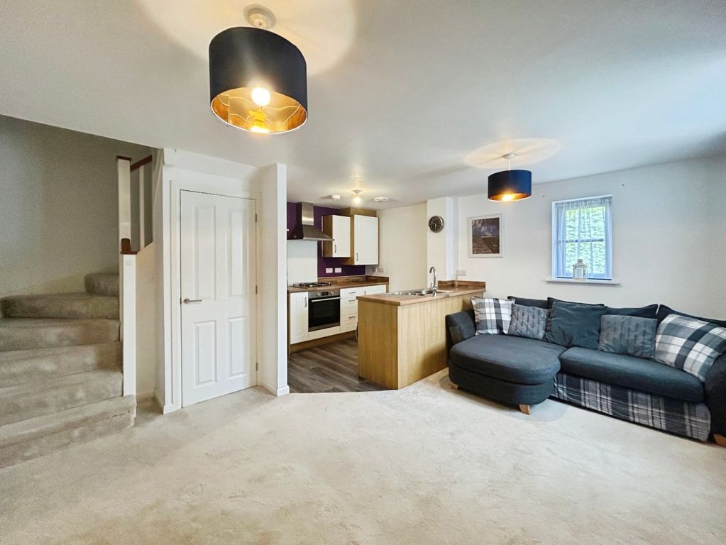 Property photo 2 of 13 5017005