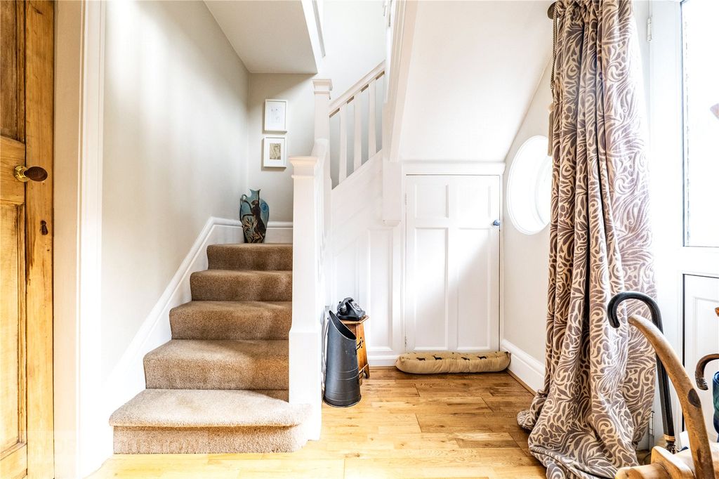 Property photo 2 of 39 Entrance Hallway