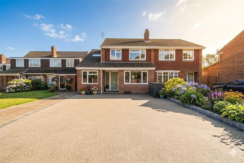 Property photo 1 of 11 Exterior