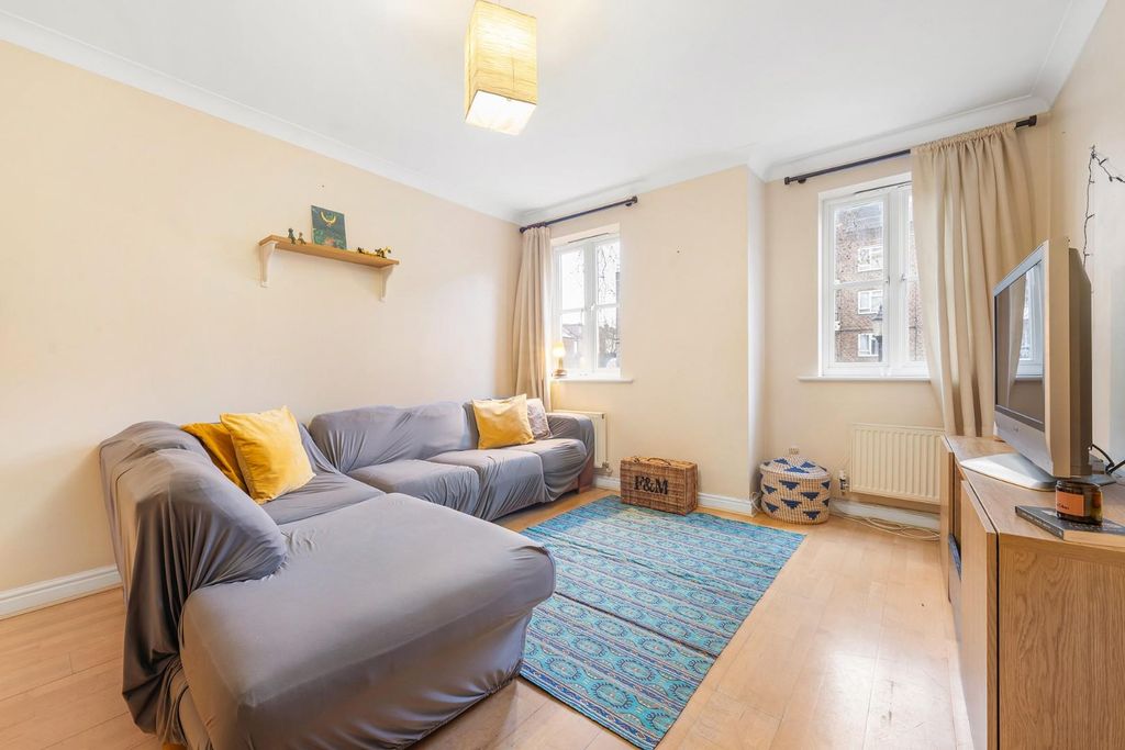 Property photo 3 of 17 Reception (2).Jpg