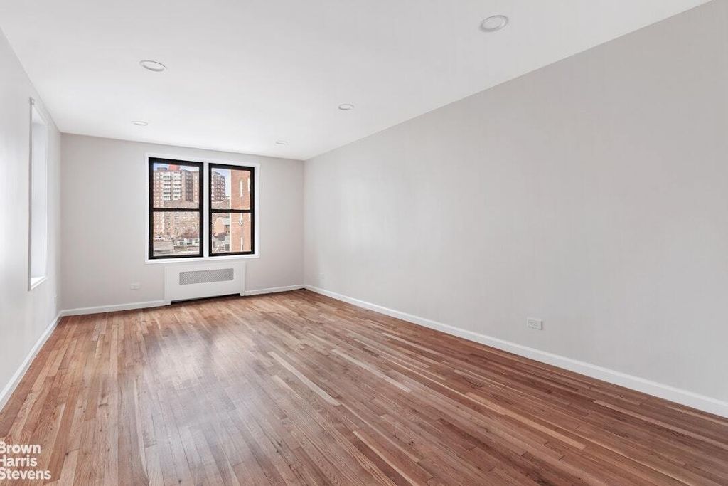 Property photo 2 of 10 <Alttext/>