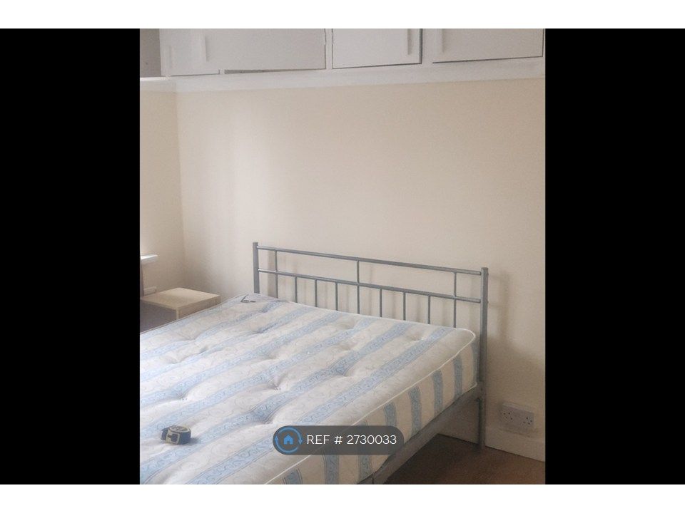 Property photo 1 of 9 Bedroom