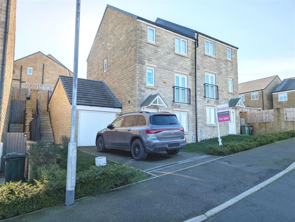 Property photo 1 of 22