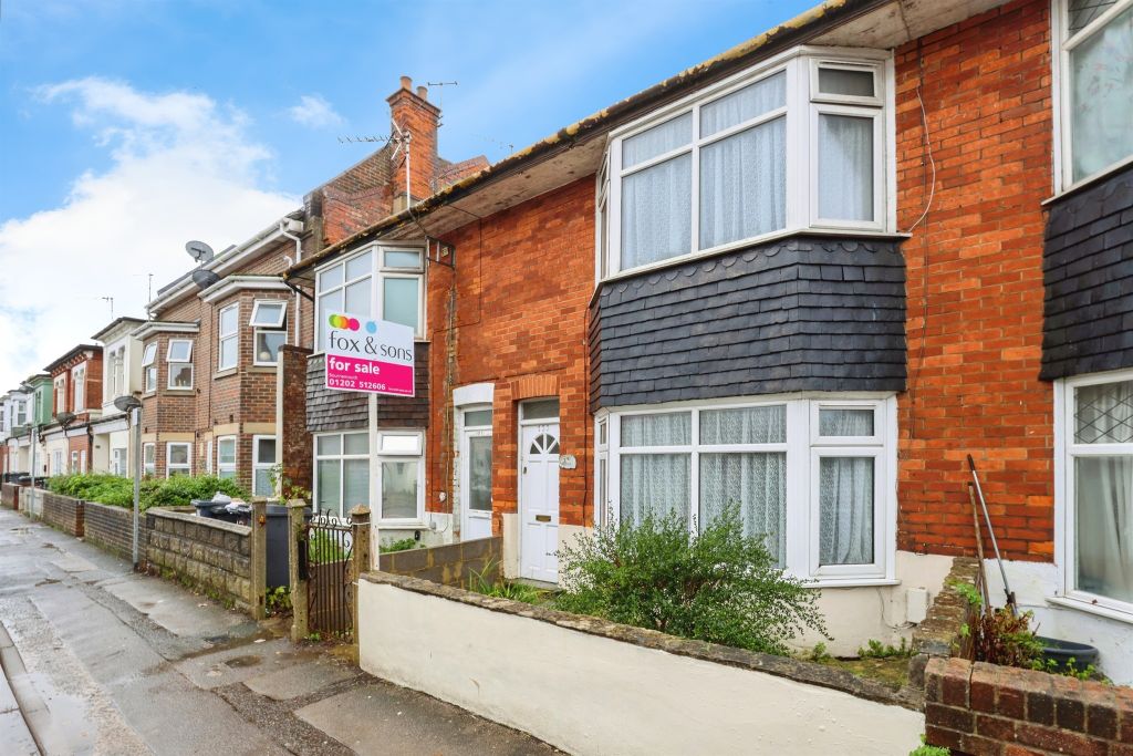 Property photo 1 of 17