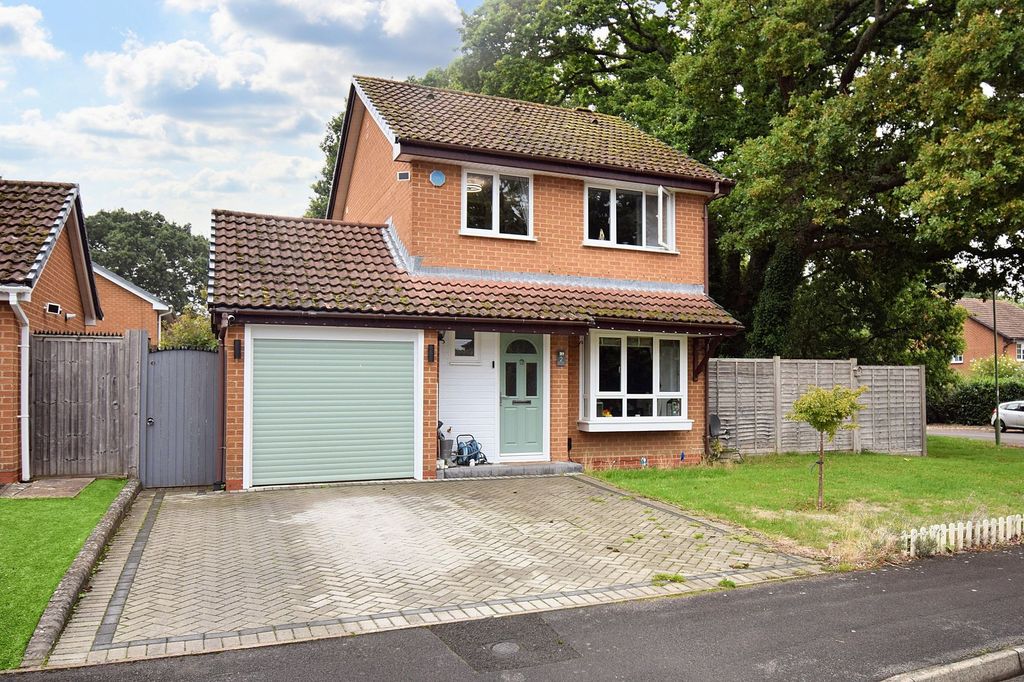 Property photo 1 of 11