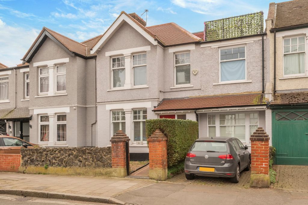 Property photo 2 of 19