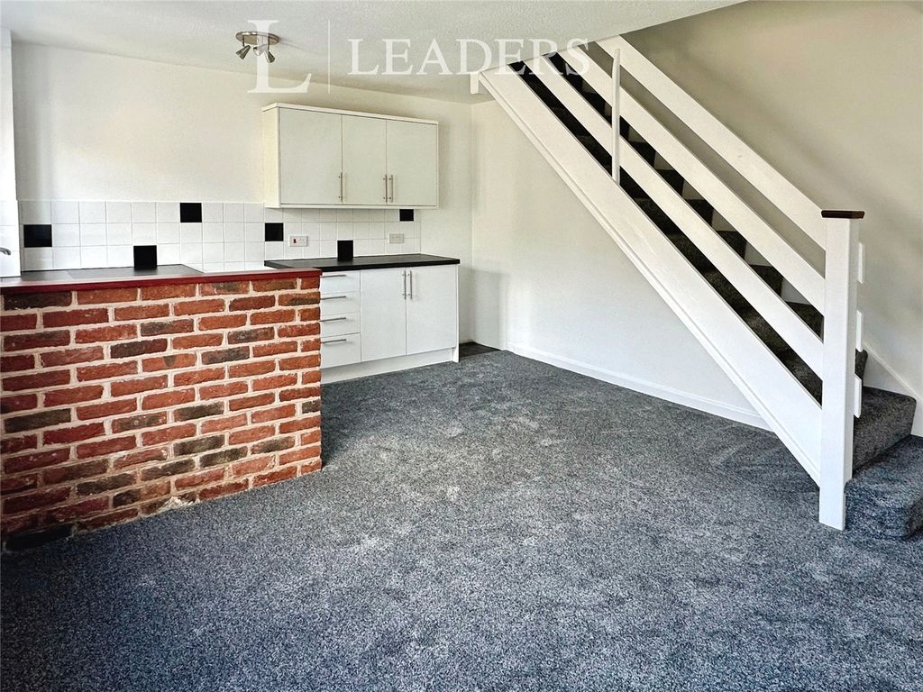 Property photo 2 of 11 Picture No. 27