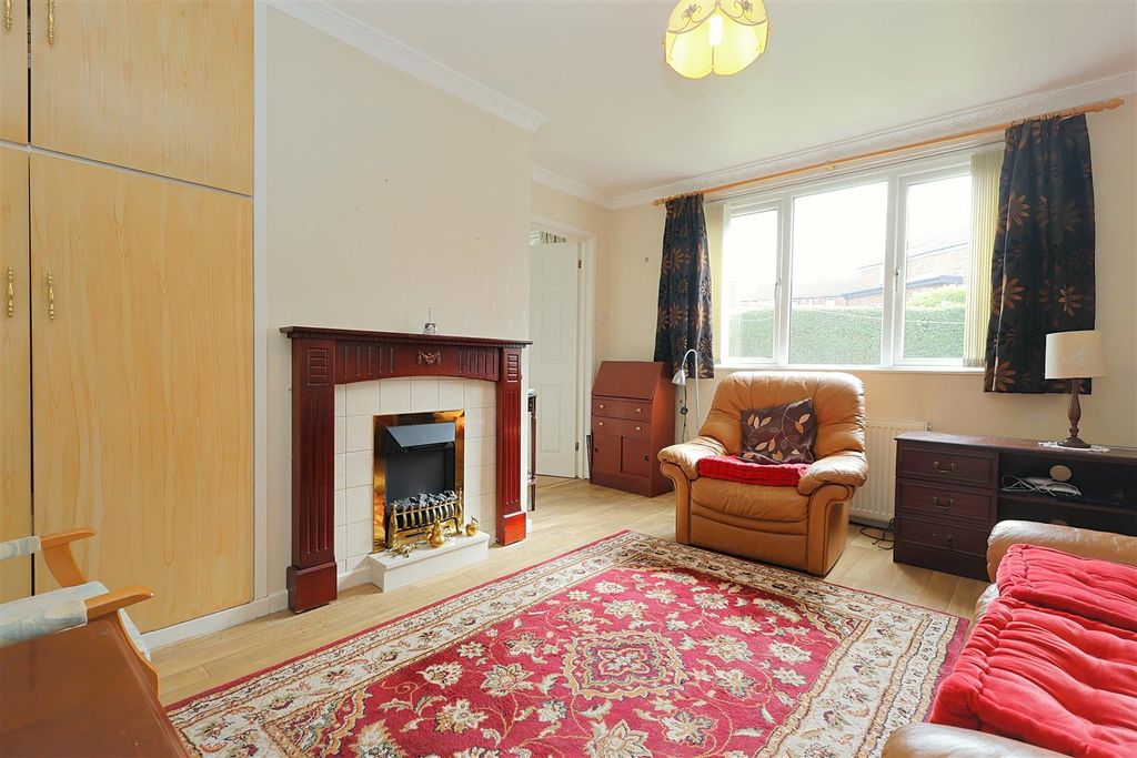 Property photo 2 of 15 Living Room