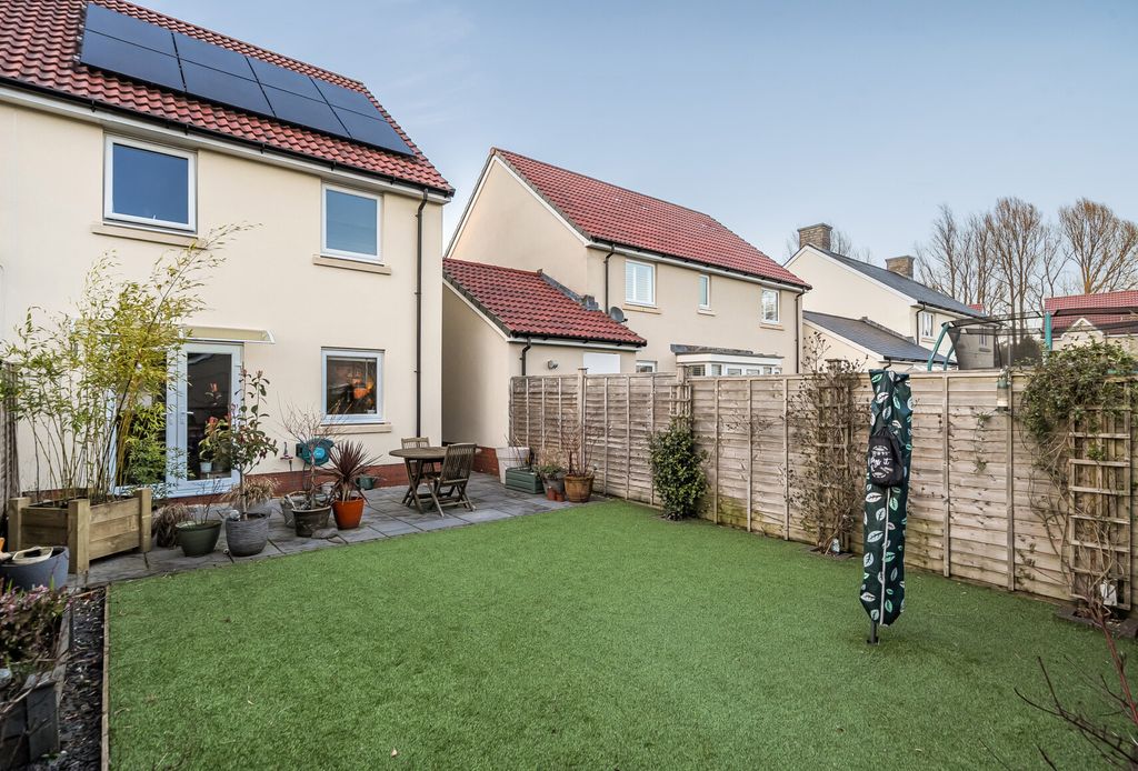 Property photo 2 of 17 Picture 2