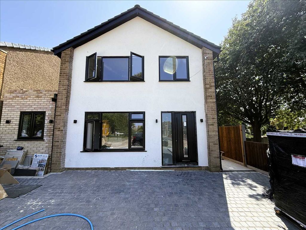 Property photo 1 of 16 Main Picture