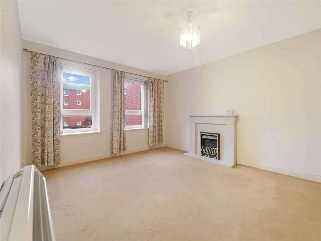 Property photo 2 of 19 Picture No. 06