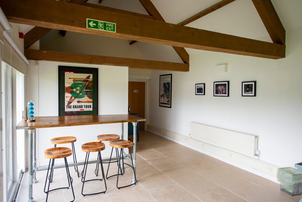 Property photo 3 of 5 Charlton Park  Dsc_0205.Jpg