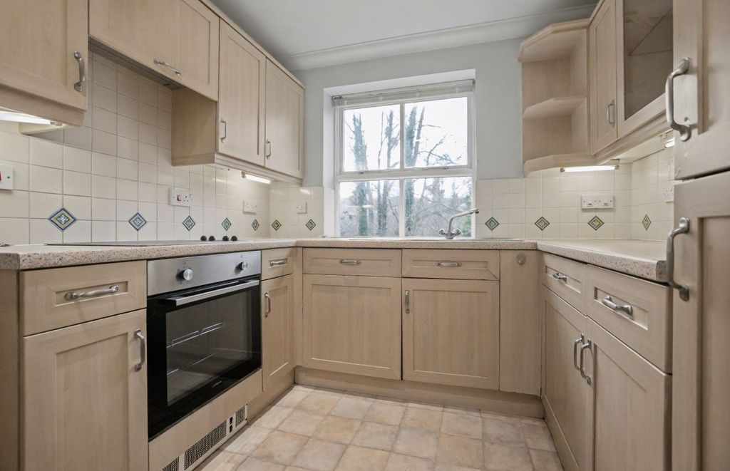 Property photo 3 of 9