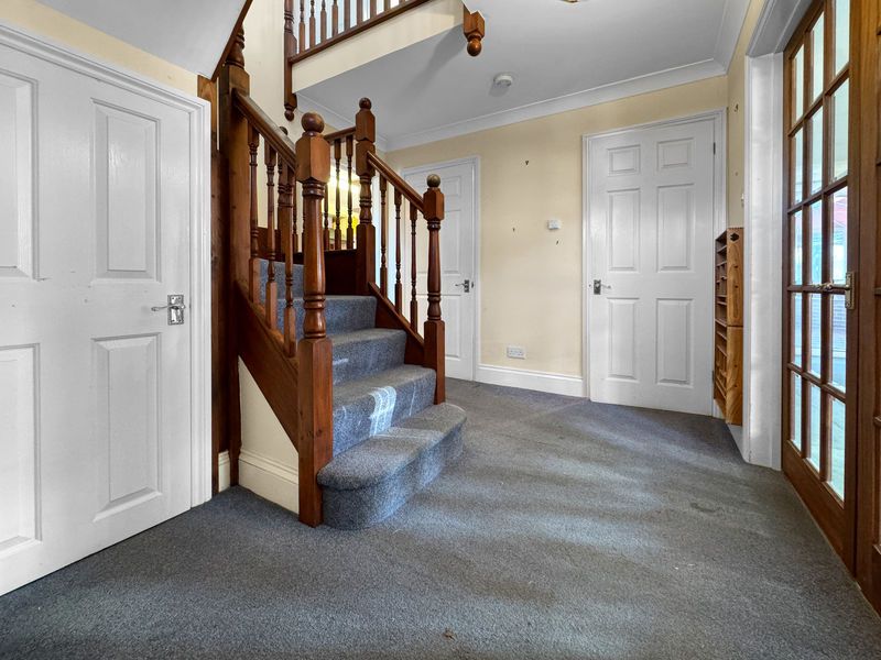 Property photo 3 of 27 Photo 23