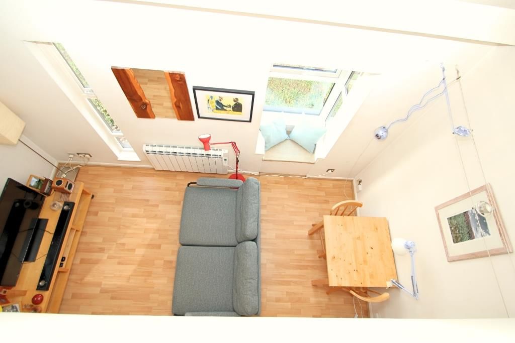 Property photo 3 of 8