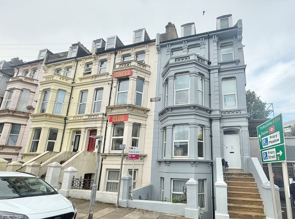 Property photo 1 of 7