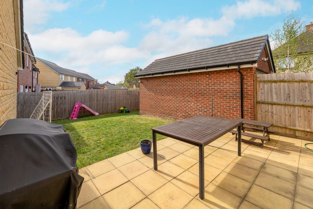 Property photo 2 of 19 Dsc01362