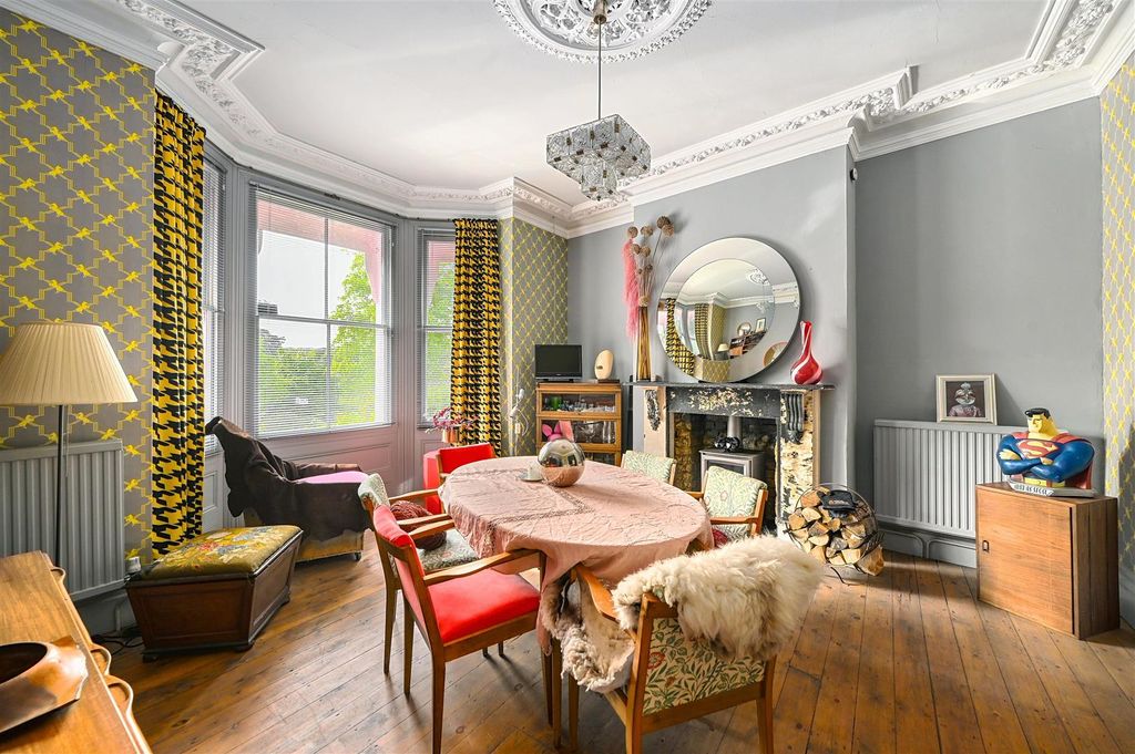 Property photo 2 of 41 32 St Helens Park Road Tn34 (1).Jpg