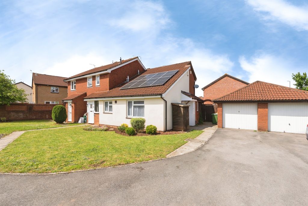 Property photo 1 of 12
