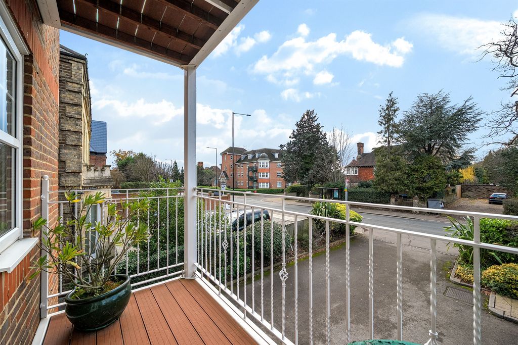 Property photo 2 of 13