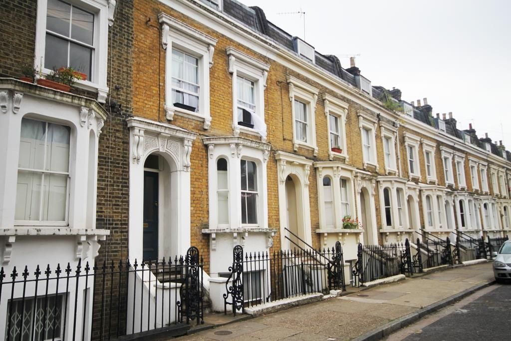 Property photo 1 of 9 Tomlins Grove, 14, Flat 1 1.Jpg