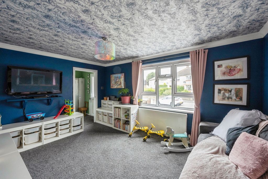 Property photo 3 of 13